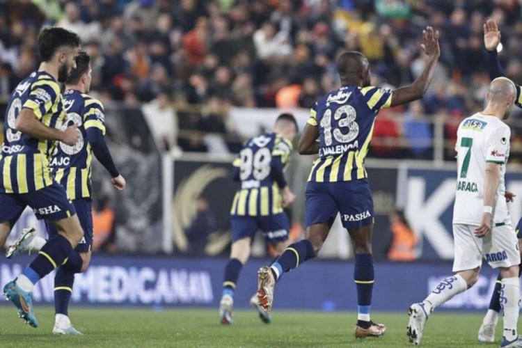 Fenerbah&ccedil;e, sakatlığı bulunan 3 isim hakkında a&ccedil;ıklama yaptı