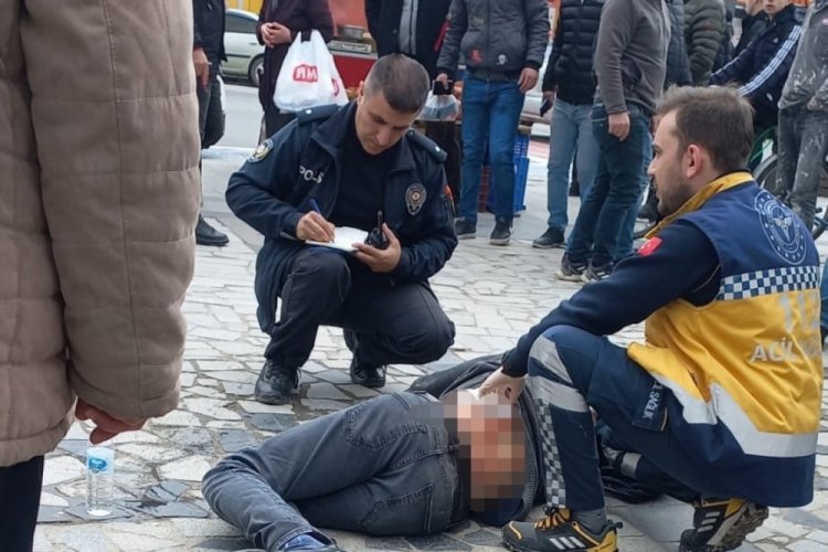 D&uuml;zce'de cadde ortasında bı&ccedil;aklandı