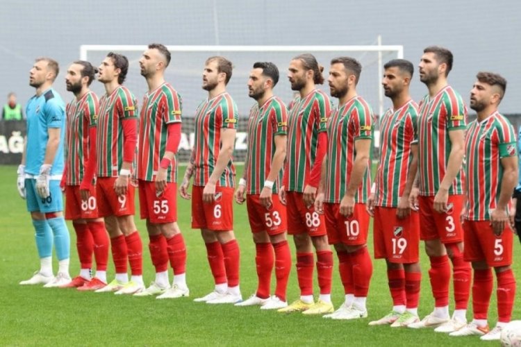 Karşıyaka'da yeni transferlerden ses &ccedil;ıkmıyor
