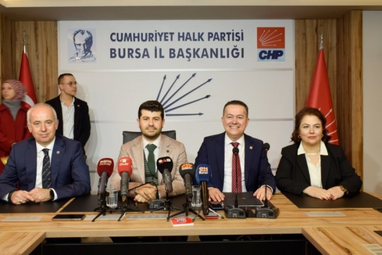 Aytuğ Onur CHP Bursa'dan milletvekili aday adayı oldu