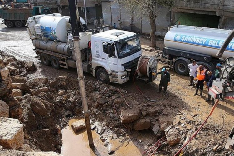 Şanlıurfa'da i&ccedil;me suyu a&ccedil;ıklaması!