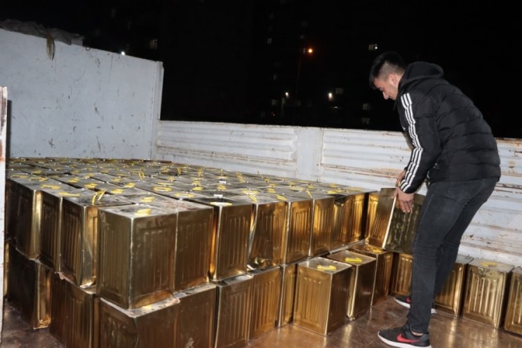Kayseri'de sahte bal baskını: 26 ton ele ge&ccedil;irildi