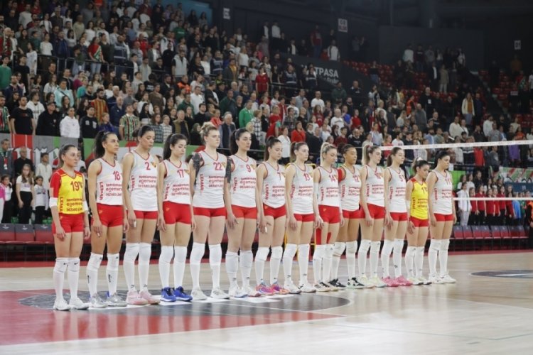 G&ouml;ztepe Voleybol, liderlik takibini devam ettiriyor