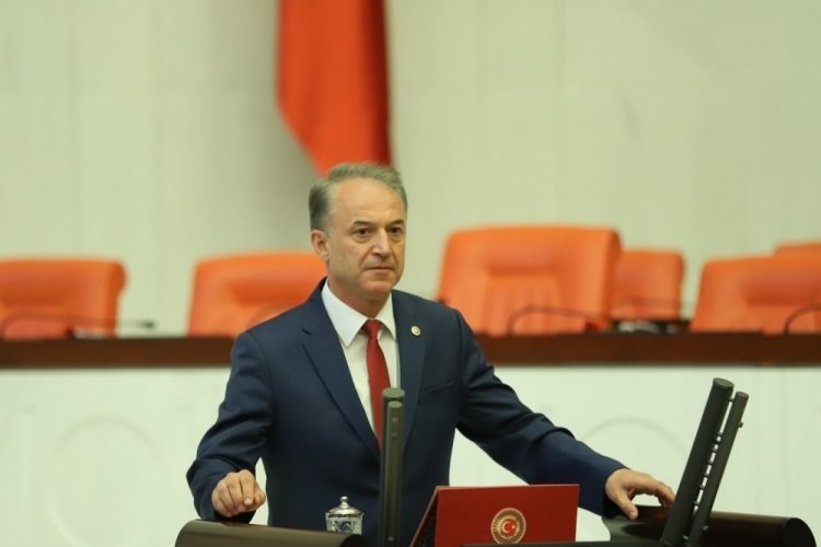 Milletvekili &Ouml;zkan'dan AK Parti'ye sert s&ouml;zler