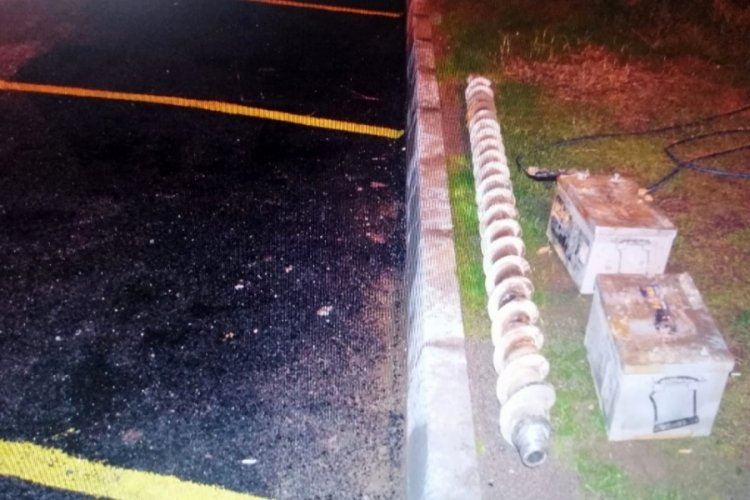 Bursa'da ak&uuml; hırsızları tutuklandı