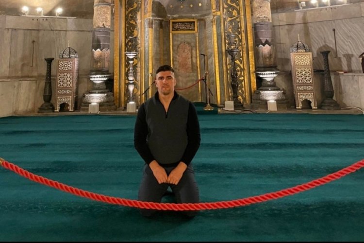 Muammer Hukic, Ayasofya'da namaz kıldı