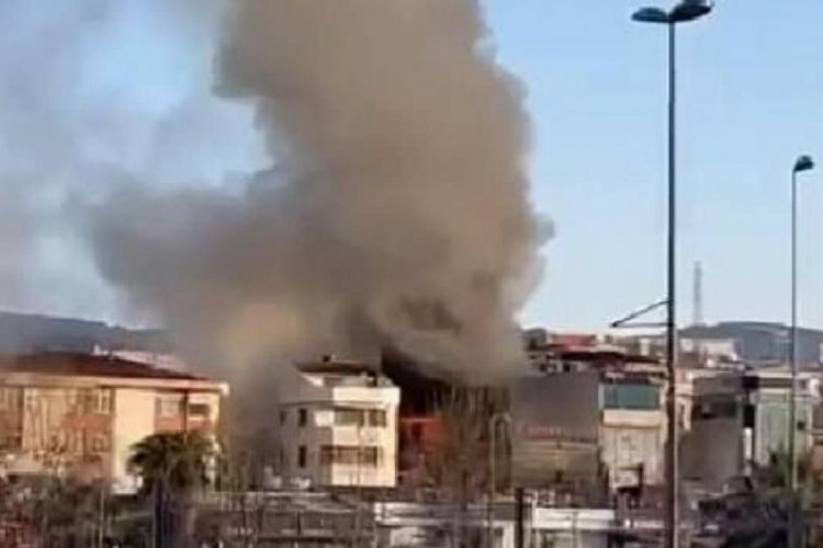İstanbul'da 7 katlı otelde yangın