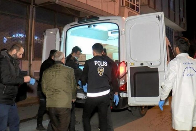 İstanbul'da korkun&ccedil; cinayet! Birlikte yaşadığı kadını &ouml;ld&uuml;r&uuml;p v&uuml;cudunu par&ccedil;alara ayırdı