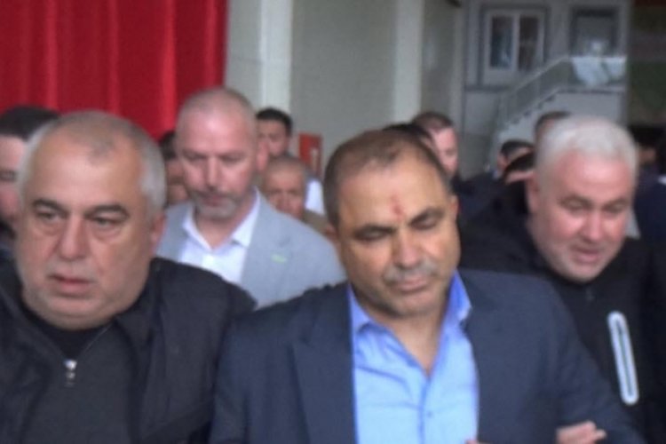Manisa'da milletvekili aday adaylığını a&ccedil;ıklarken kalp krizi ge&ccedil;irdi