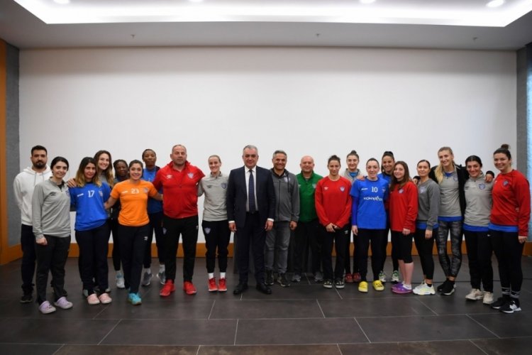 Konyaaltı Kadınlar Hentbol takımının hedefi Avrupa Kupası