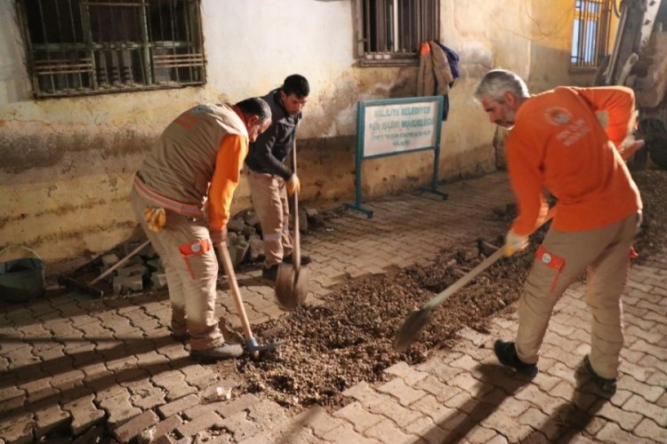 Şanlıurfa'da selden hasar g&ouml;ren b&ouml;lgelerde &uuml;st yapı &ccedil;alışması