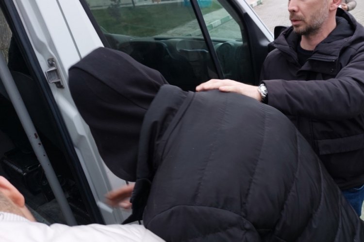 Kastamonu'da ter&ouml;r &ouml;rg&uuml;t&uuml; DEAŞ'e operasyon