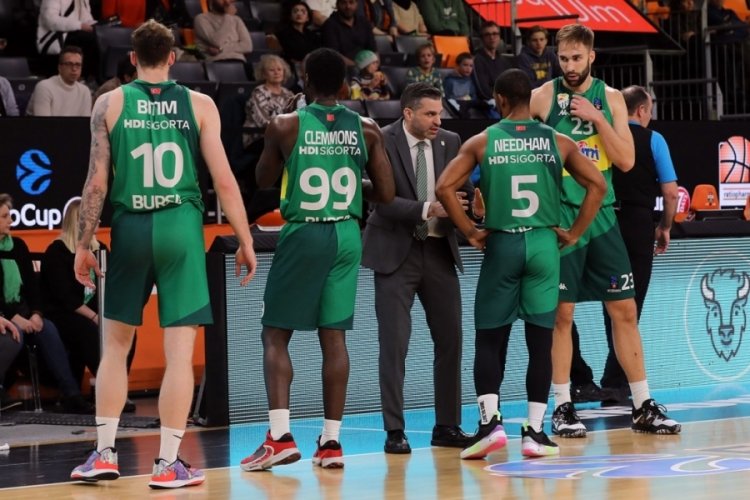 Potanın Timsahları Galatasaray deplasmanında