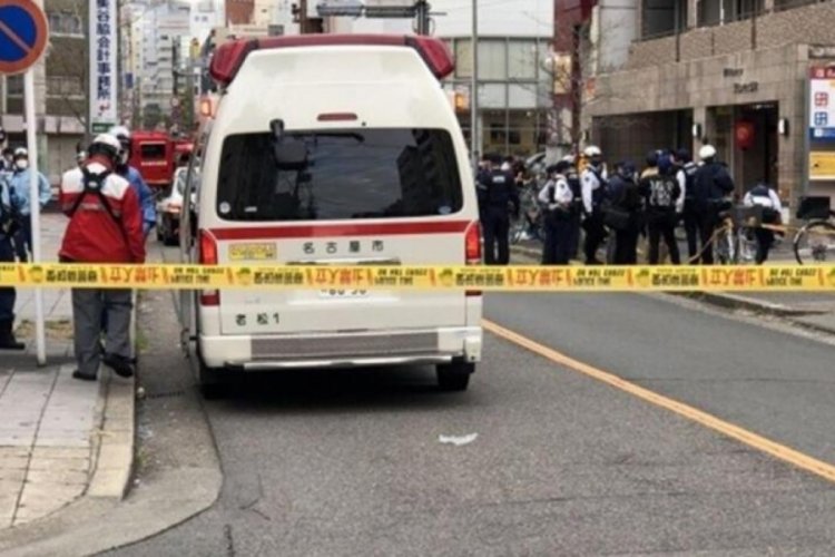 Japonya'da ikiz bebekler yedinci kattan d&uuml;şt&uuml;