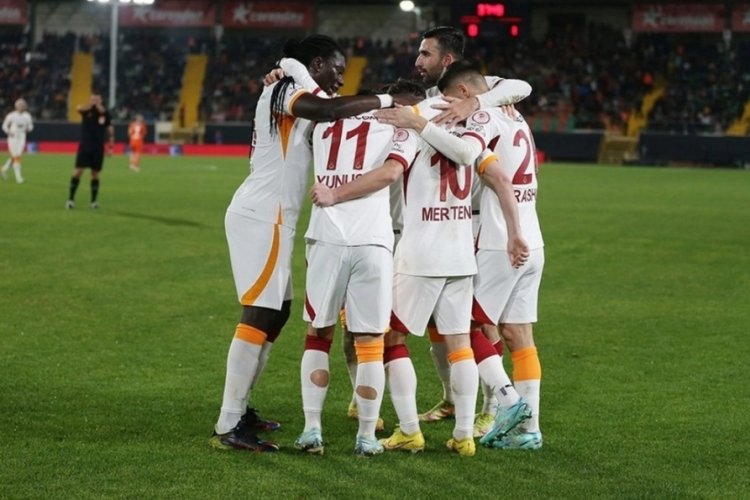 Galatasaray'ın Karabağ kadrosu a&ccedil;ıklandı