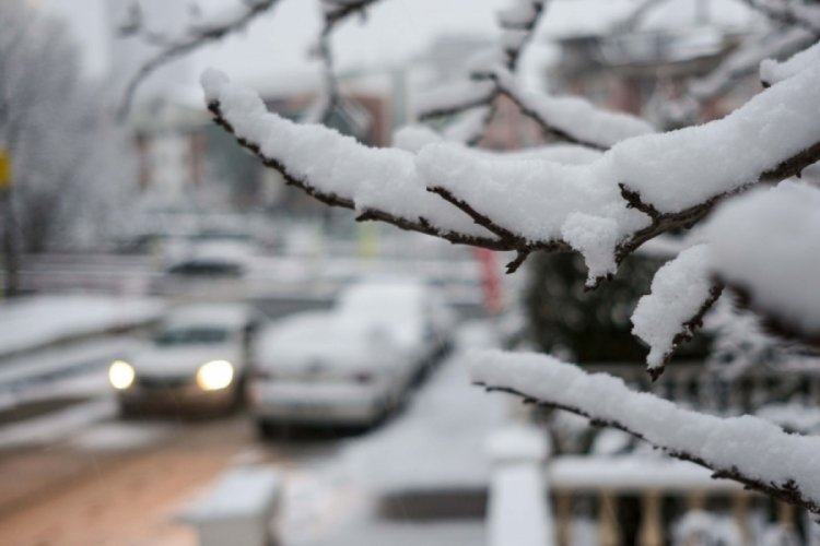 Meteoroloji g&uuml;n vererek duyurdu: Kar geri geliyor
