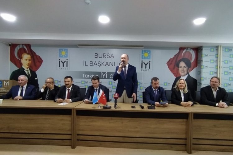 İYİ Parti Bursa'da iki isimden milletvekili aday adaylığı a&ccedil;ıklaması