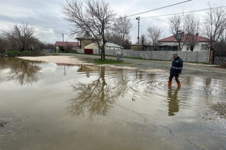 Elazığ'da sel: Sağanak sonrası evler ve tarım arazileri sular altında kaldı