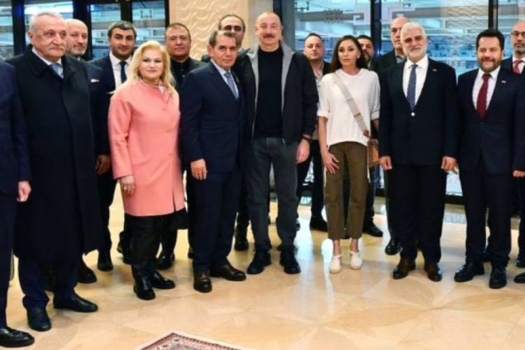 Mehmet Ağar uzun zaman sonra kameraya poz verdi