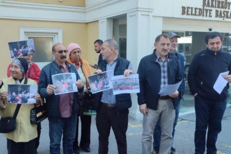 İstanbul'da Bakırk&ouml;y Belediyesi &ouml;n&uuml;nde iş&ccedil;iler eylem yaptı