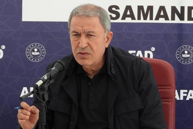 Hulusi Akar: Deprem b&ouml;lgesinde hi&ccedil;bir vatandaşımız yalnız değildir