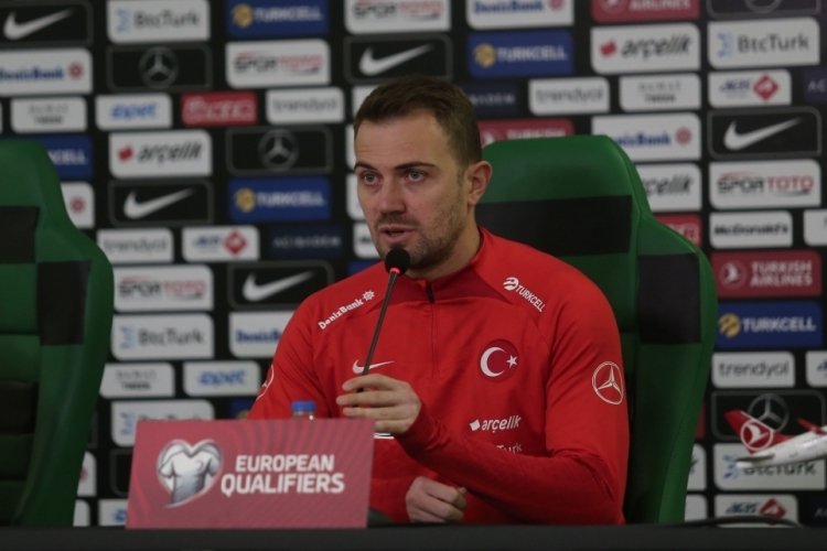 A Milli kalecisi Mert G&uuml;nok: &Uuml;lke olarak b&uuml;y&uuml;k ma&ccedil;ları farklı oynuyoruz