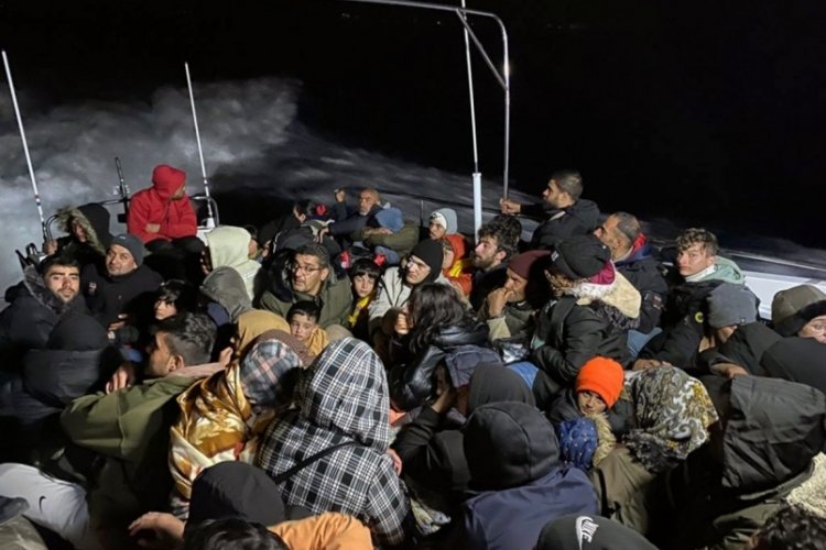 Muğla Dat&ccedil;a'da 59 g&ouml;&ccedil;men kurtarıldı