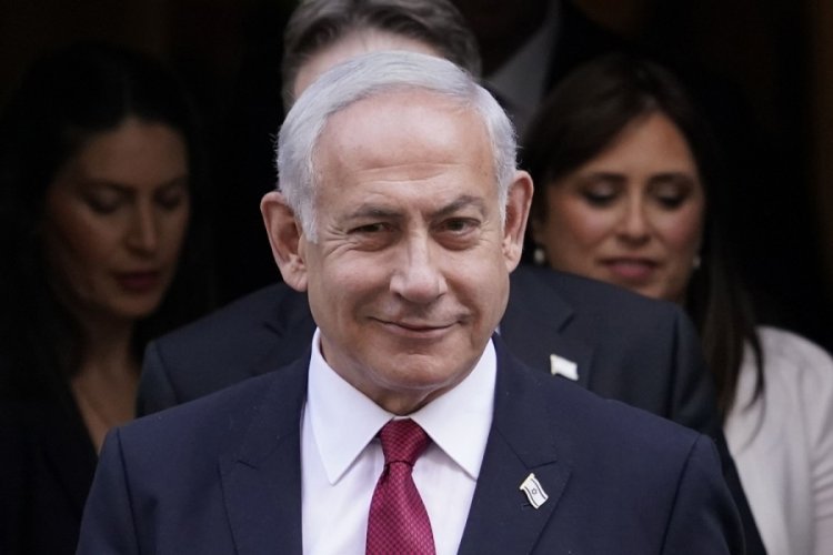 Netanyahu yargı d&uuml;zenlemesini erteledi