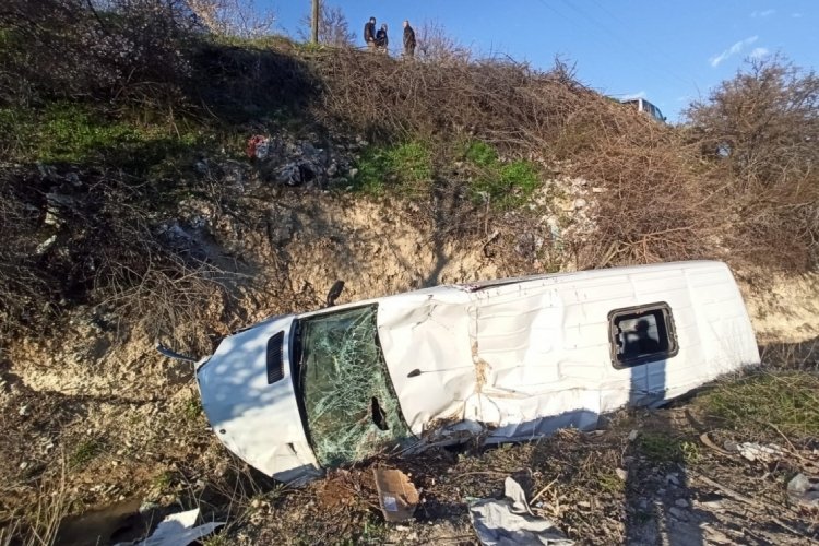 Malatya'da &ouml;ğrenci servisi dere yatağına devrildi: &Ccedil;ok sayıda yaralı var