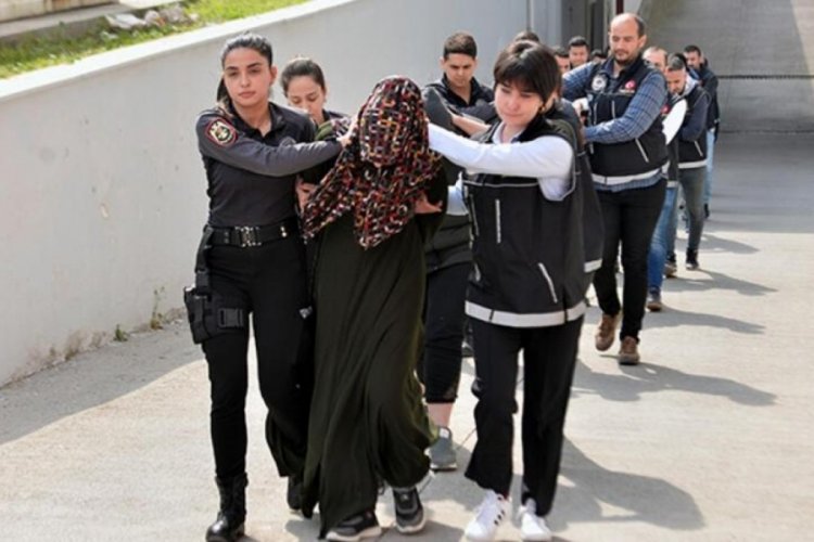 Adana'da 'K&ouml;k&uuml;n&uuml; Kurutma Operasyonu! 122 kişi tutuklandı