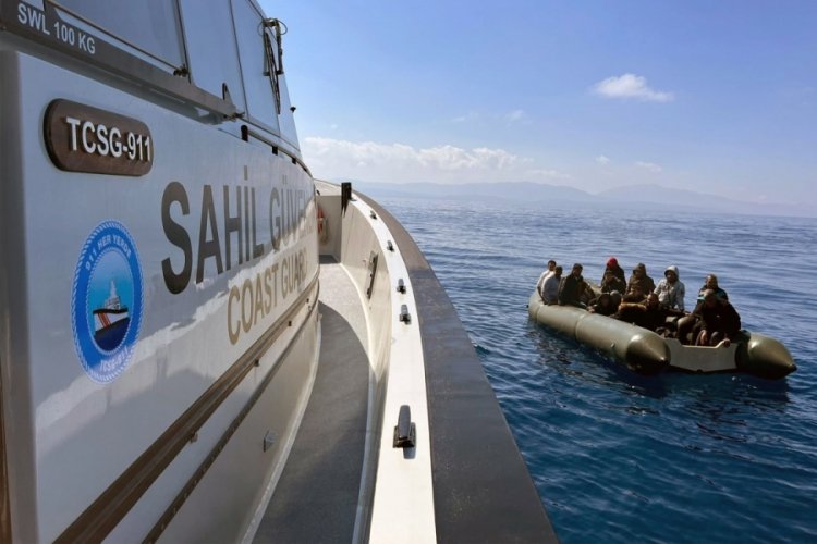 Muğla'da 16 g&ouml;&ccedil;men kurtarıldı