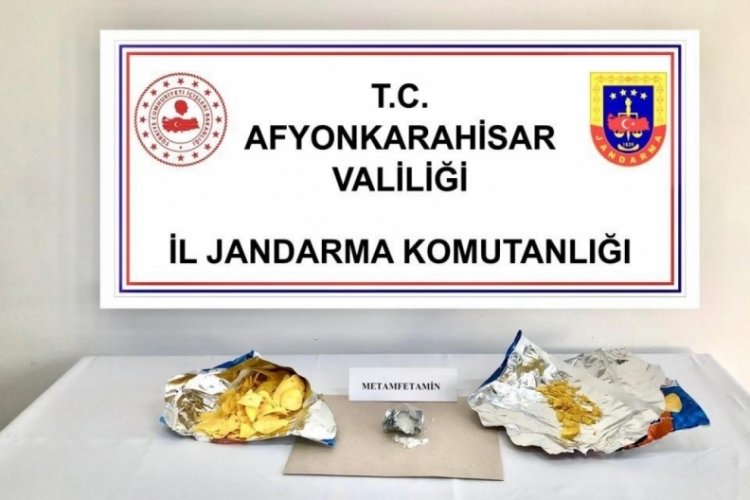 Afyonkarahisar'da cips paketinden uyuşturucu &ccedil;ıktı