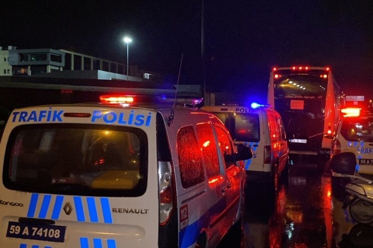 Tekirdağ'da iş&ccedil;i servisi yaya &ccedil;arptı: 1 ağır yaralı