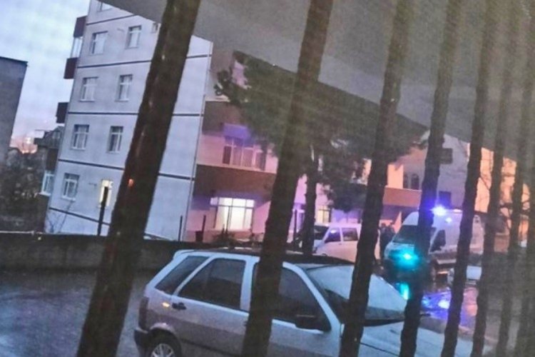 Zonguldak'ta baba oğul tartışmasında kan aktı: 1 &ouml;l&uuml;