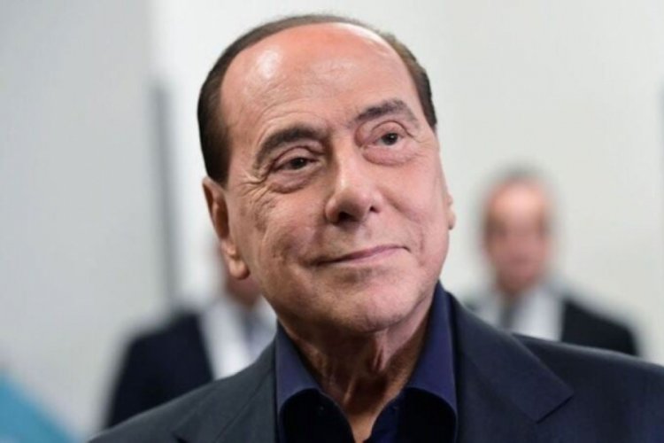 Berlusconi hastaneye kaldırıldı