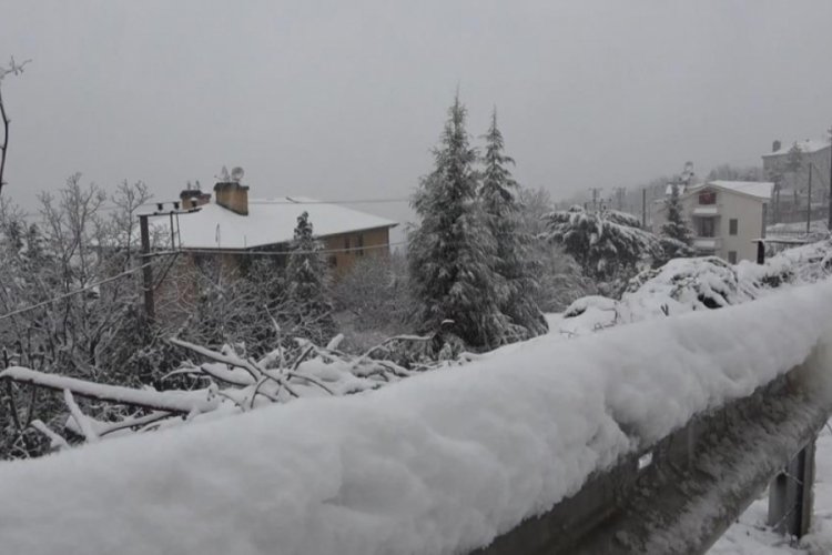 Uludağ'a zincirsiz &ccedil;ıkışa izin verilmiyor