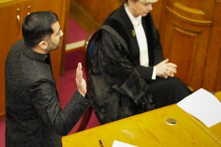 İsko&ccedil;ya'nın yeni Başbakanı Yousaf yemin etti, g&ouml;reve başladı
