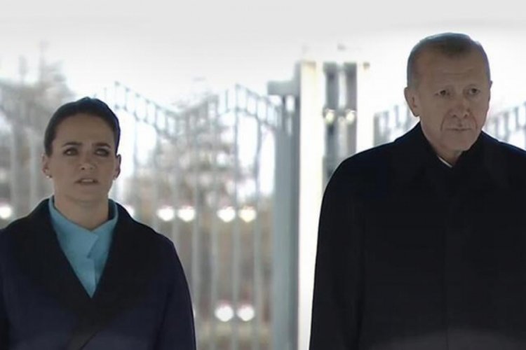 Erdoğan Macaristan Cumhurbaşkanı Novak'ı karşıladı