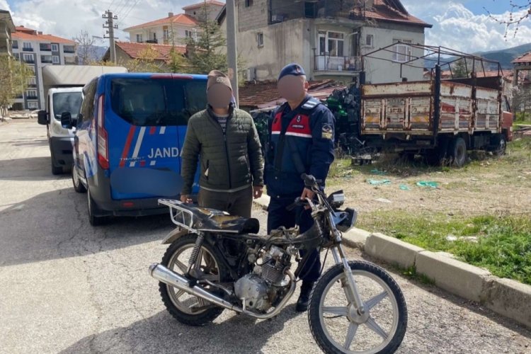 Isparta'da motosiklet hırsızlığı yapan şahıslar yakalandı