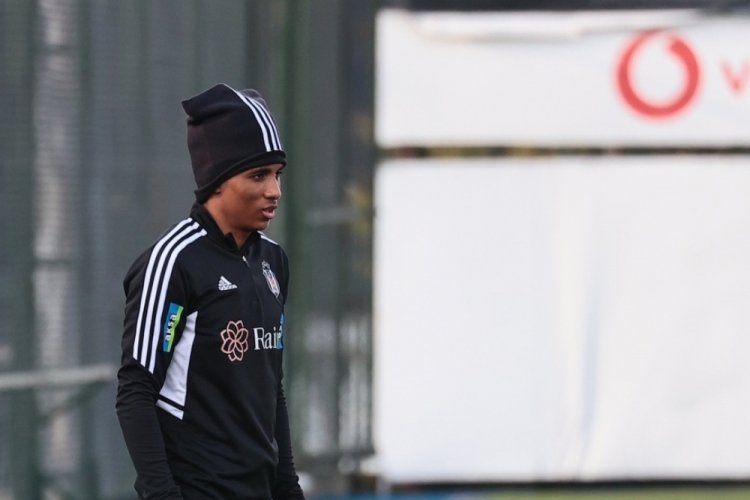 Beşiktaş, Fenerbah&ccedil;e ma&ccedil;ı hazırlıklarını s&uuml;rd&uuml;rd&uuml;