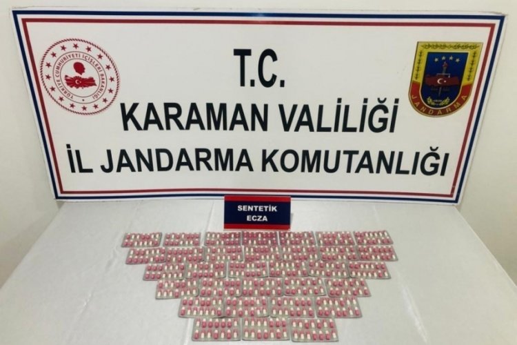 Ş&uuml;phe &uuml;zerine durdurulan şahıslardan bin 78 adet uyuşturucu hap &ccedil;ıktı