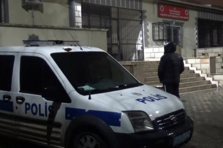 Gaziantep'te gen&ccedil;lerin berberde silah şakasında kan aktı: 1 &ouml;l&uuml;