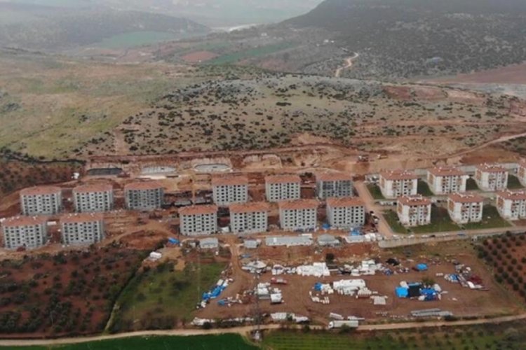Depremin merkezi Pazarcık'ta ilk yerleşim yerine geri d&ouml;n&uuml;yor