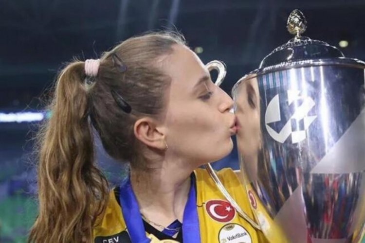 Cansu &Ouml;zbay: 3 kupayı kazanacak g&uuml;c&uuml;m&uuml;z var