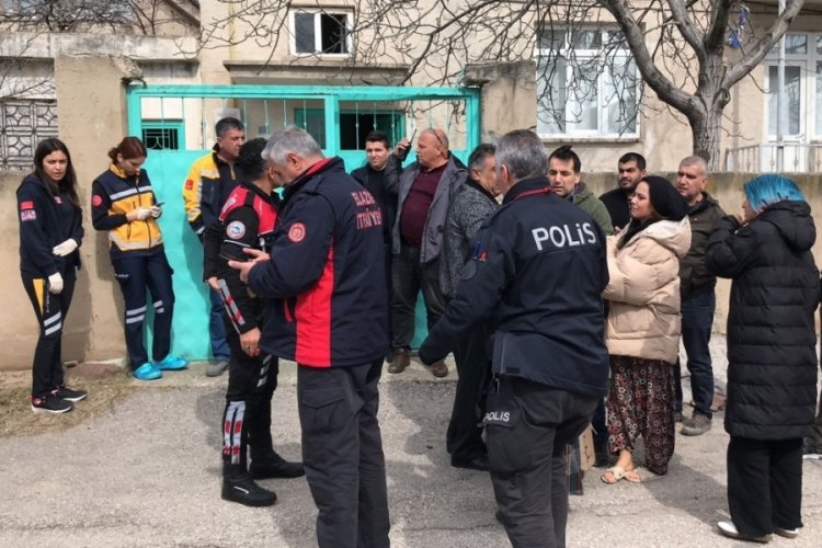 Elazığ'da bir evde 6 kişinin cansız bedeni bulundu