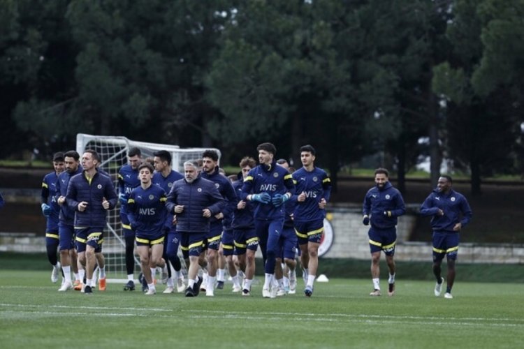 Fenerbah&ccedil;e-Beşiktaş ma&ccedil;ının muhtemel 11'leri