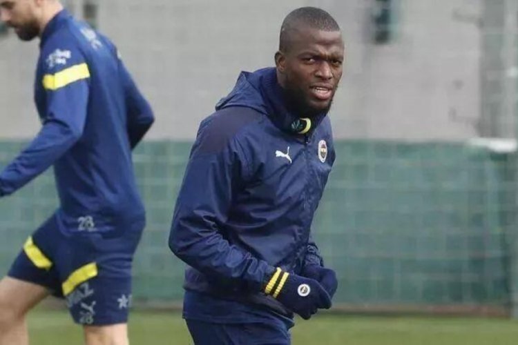 Fenerbah&ccedil;e, Beşiktaş derbisinin hazırlıklarını s&uuml;rd&uuml;rd&uuml;