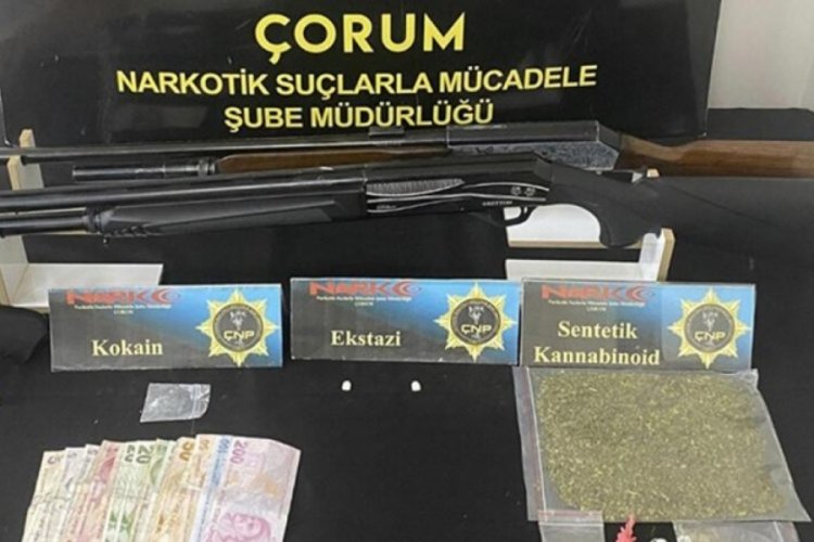 &Ccedil;orum'da uyuşturucu ticareti yapan 10 ş&uuml;pheli tutuklandı