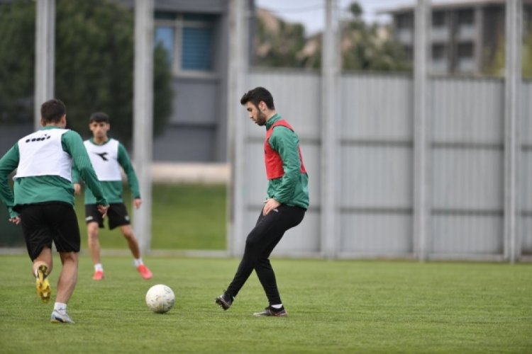 Bursaspor, İneg&ouml;lspor'a hazırlanıyor
