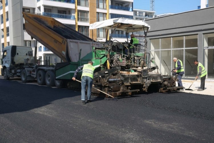 Bursa Nil&uuml;fer'de asfaltlar yenileniyor